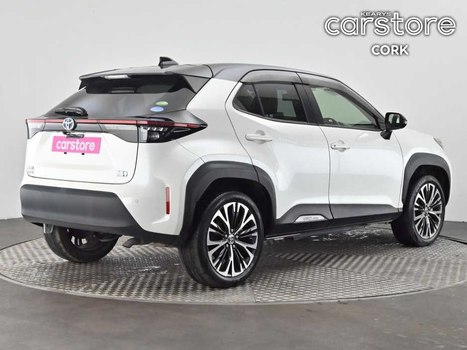 2021 Toyota Yaris Cross - image 5