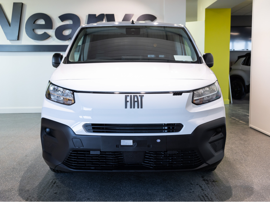 2026 Fiat Doblo - image 2