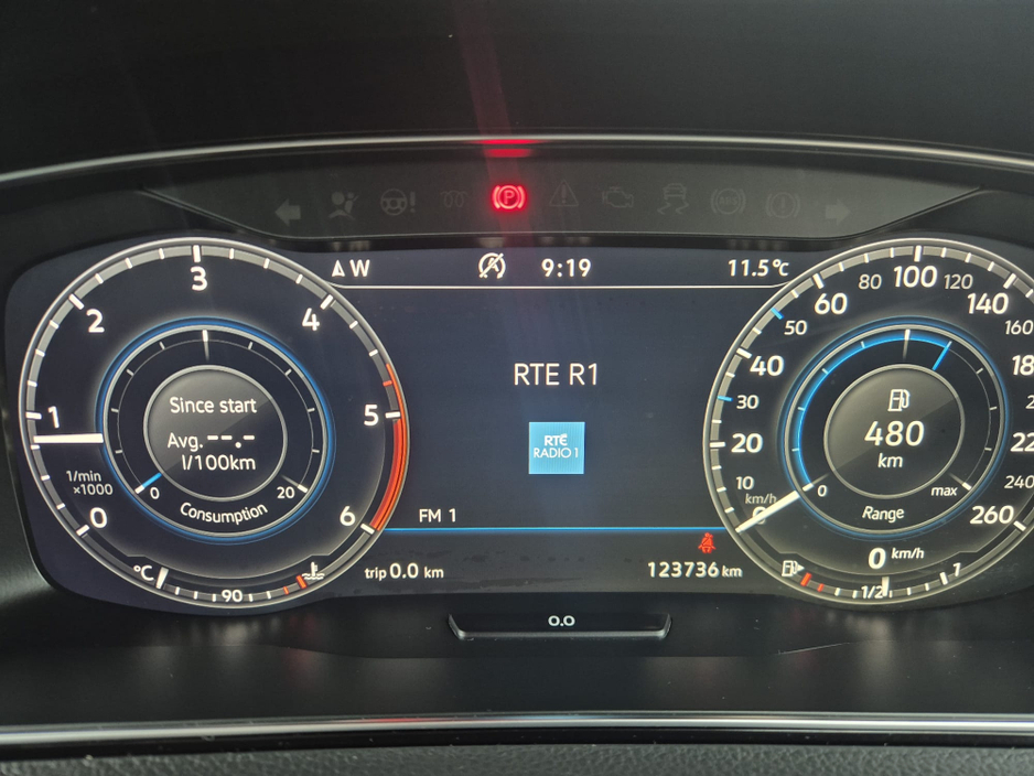 2020 Volkswagen Golf - image 7