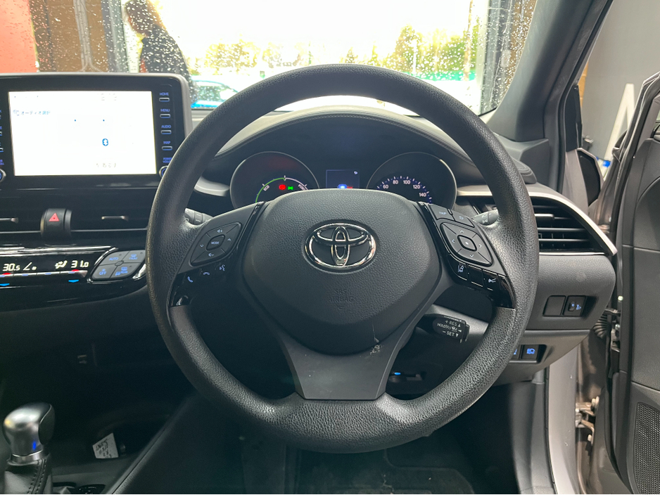 2020 Toyota C-HR - image 8