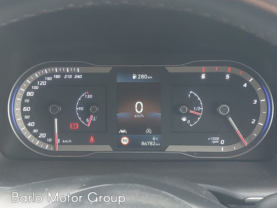 2023 Hyundai Tucson Comfort Plus 1.6CRDi with side steps €29,495