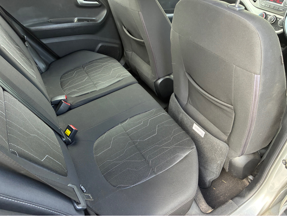 2015 Kia Picanto - image 7