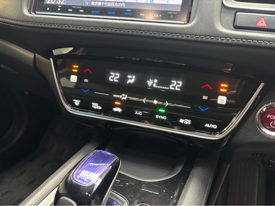 2016 Honda Vezel - image 8