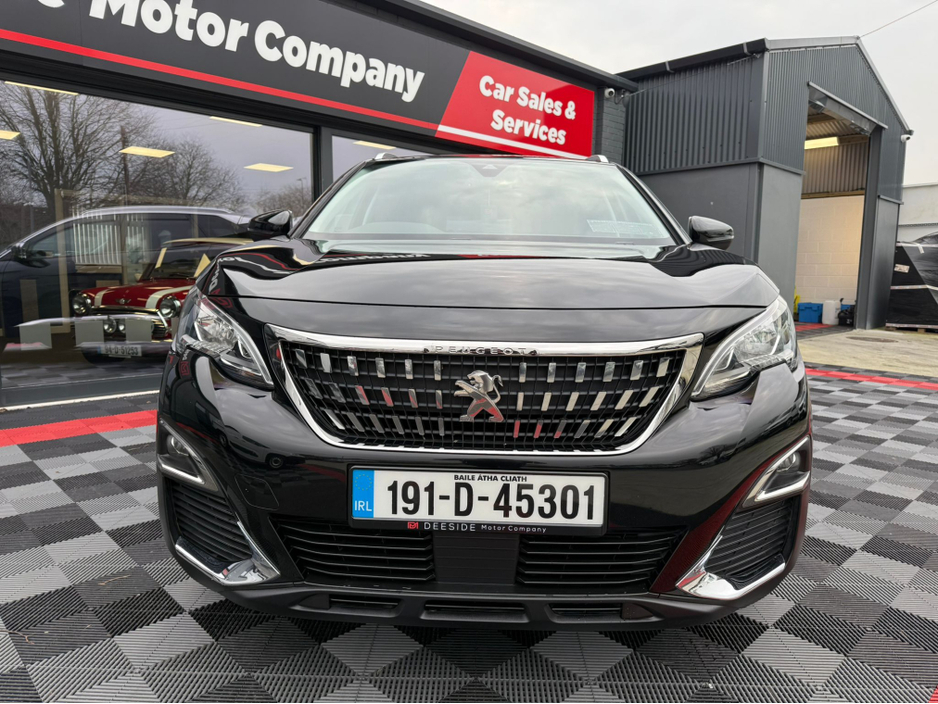 2019 Peugeot 3008 - image 3