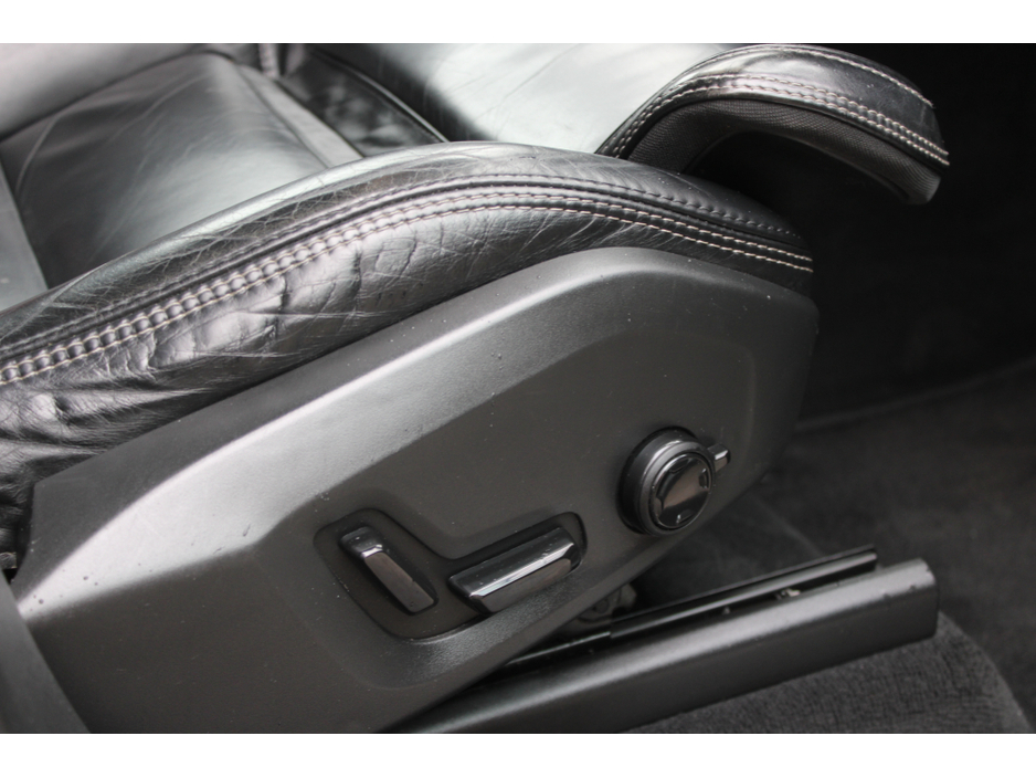 2019 Volvo XC90 - image 16