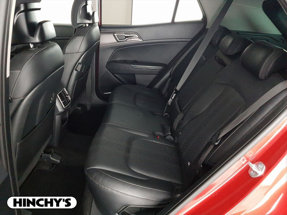 2024 Kia Sportage - image 7