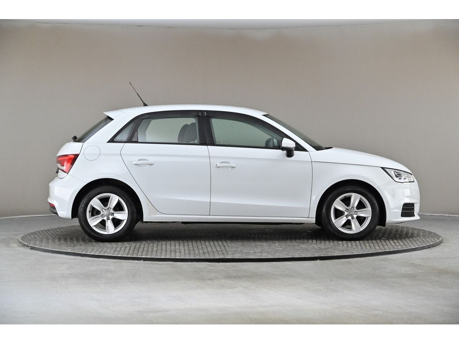 2016 Audi A1 1.0TFSI 95BHP S-TRONIC 5DR *1 YEARS WARRANTY* €14,490
