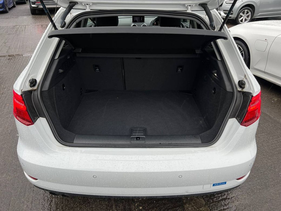 2018 Audi A3 S-LINE PACK 1.4 TFSI // FULL SERVICE HISTORY // NEW 19" S-LINE ALLOYS // DIGITAL CLUSTER €18,950