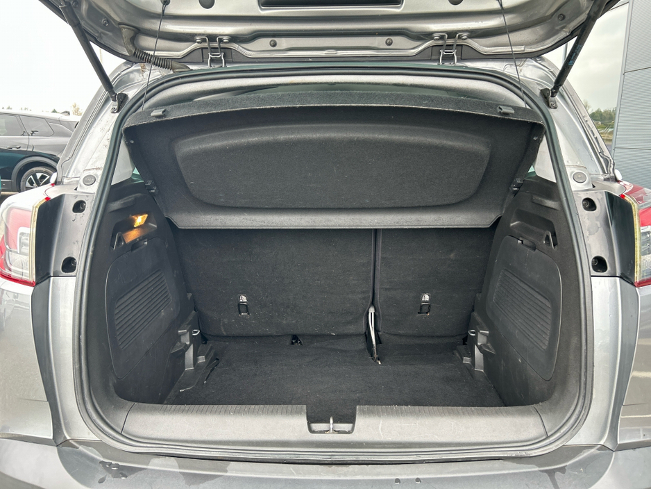 2018 Opel Crossland X - image 12