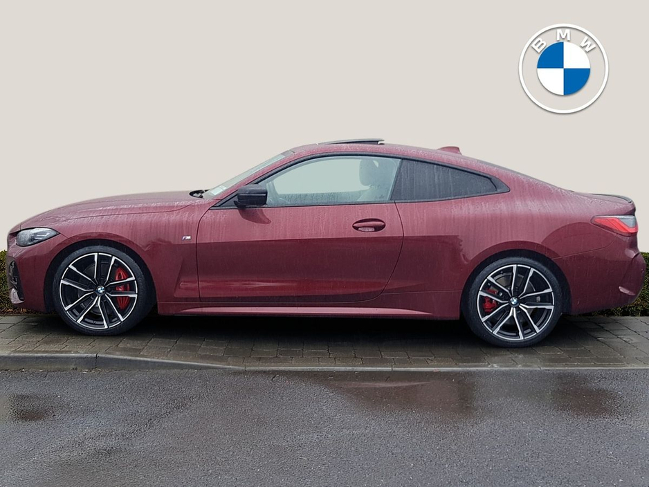 2022 BMW 4 Series - image 3