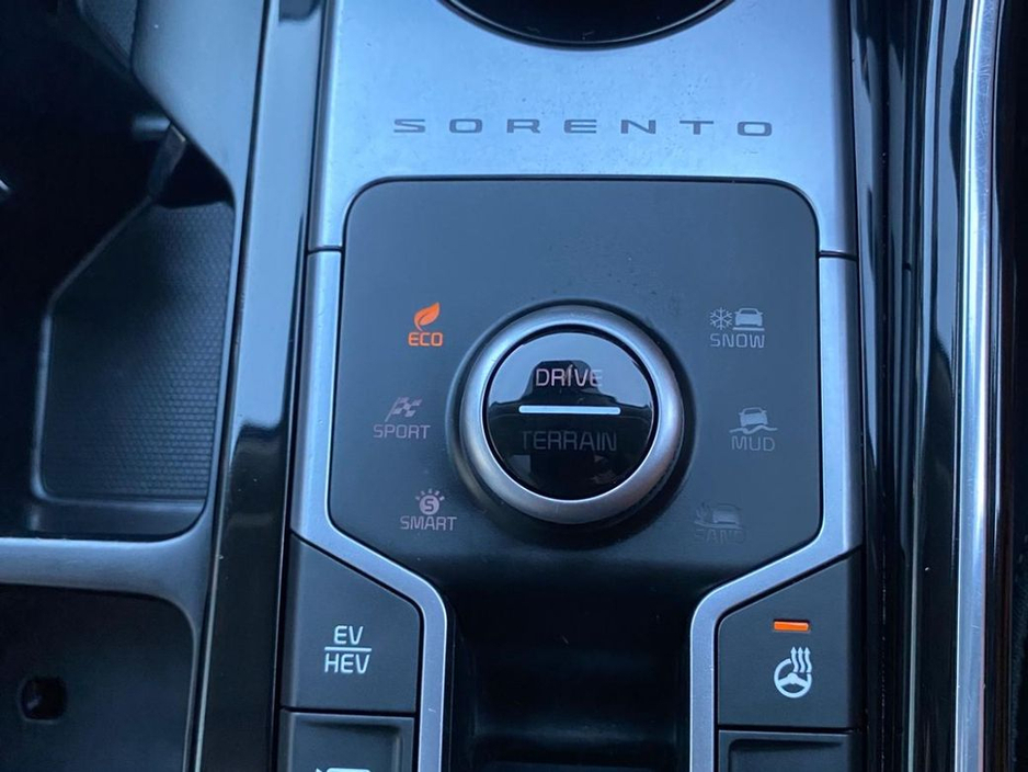 2022 Kia Sorento Phev K4 Auto 7 Seater *Only 45, 000kms *SPECTACULAR CONDITION*Top Spec, Glass Roof, Reversing Camera, Selectable Drive Mode, Bluetooth, Media Conne €46,900