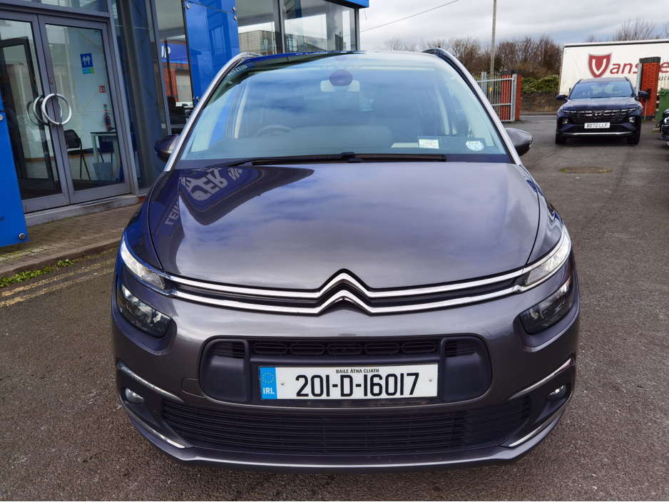 2020 Citroen Grand C4 Picasso - image 2