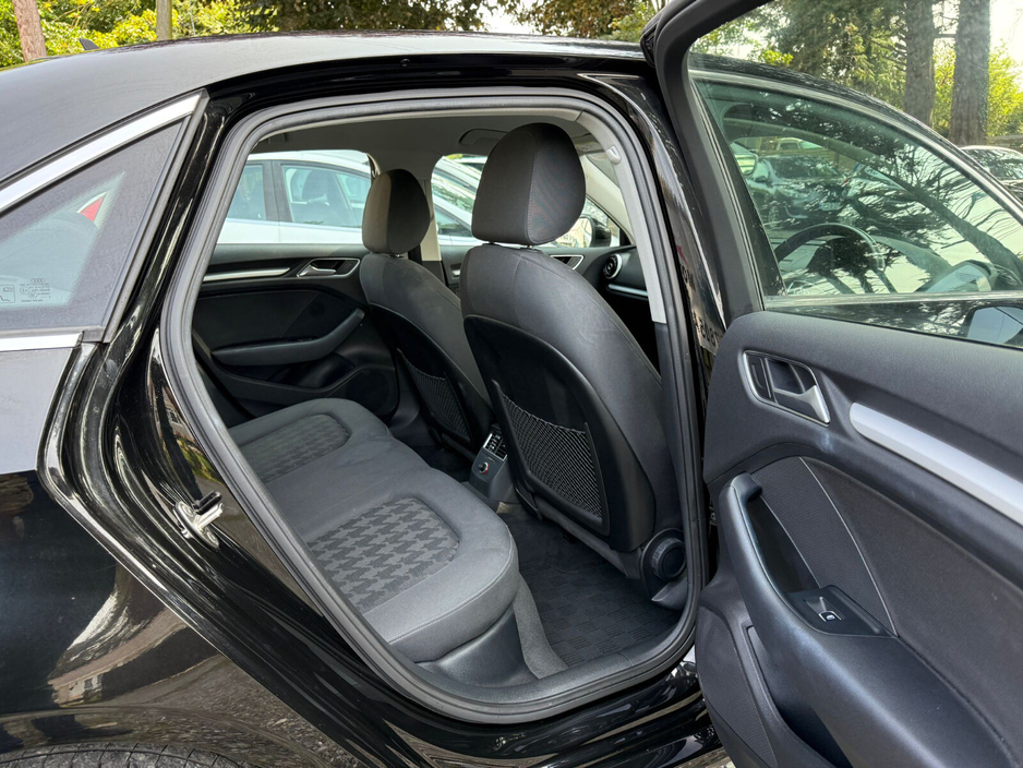 2016 Audi A3 - image 12