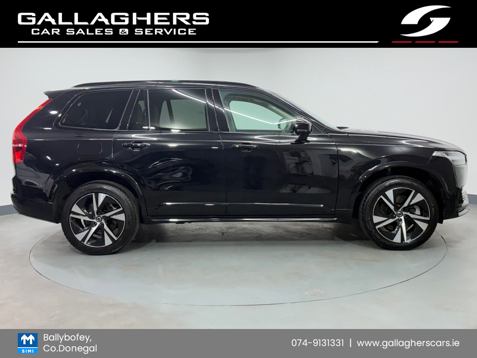 2023 Volvo XC90 - image 3