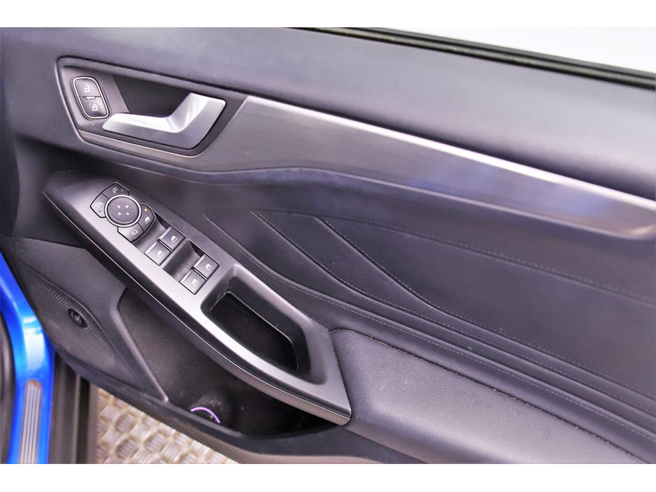 2021 Ford Focus - image 26