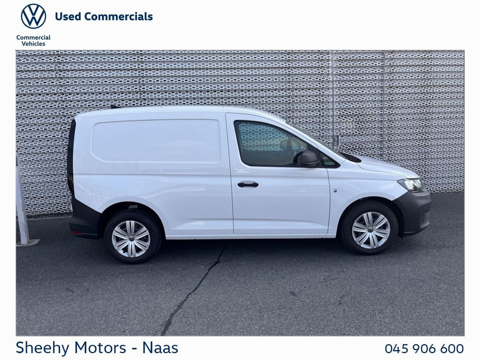 2025 Volkswagen Caddy CARGO 102HP M6F €22,495