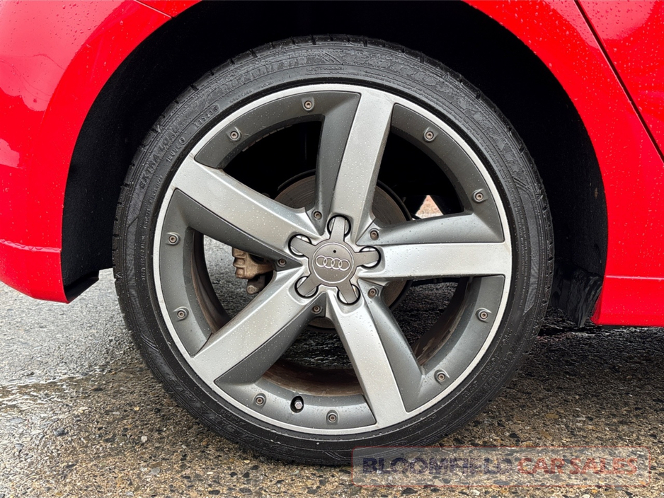 2015 Audi A1 S-LINE 5DR , AUTO // LOW MILEAGE €13,950