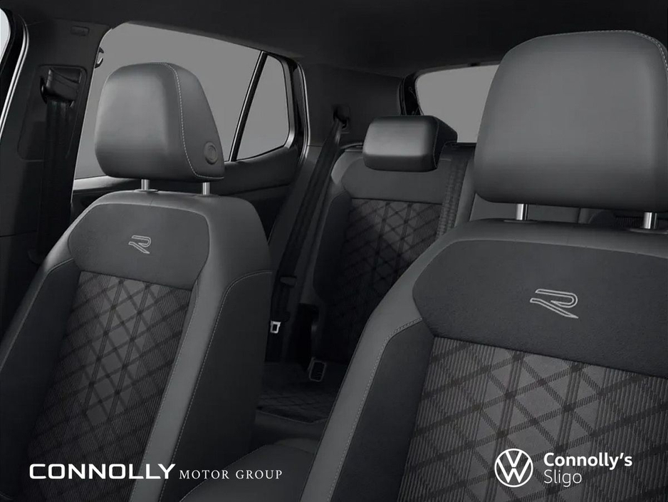 2026 Volkswagen T-Cross - image 5