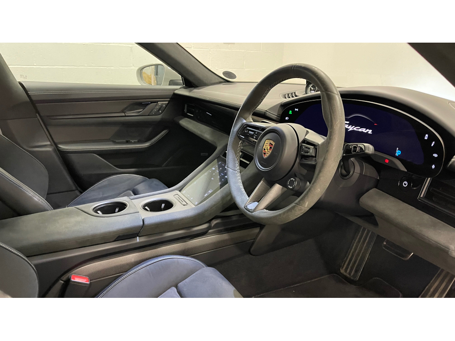2023 Porsche Taycan GTS PERFORMANCE PLUS 4WD**600 BHP***25000 EURO WORTH OF EXTRAS***PREMIUM CARS IN THE NORTH EAST*** €89,950