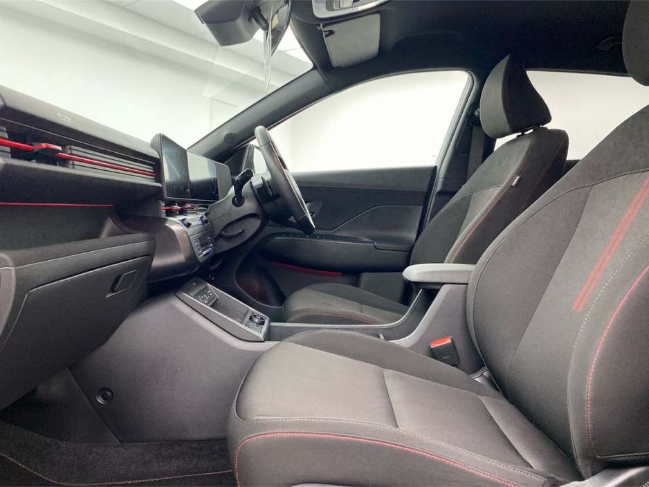 2025 Hyundai Kona - image 4