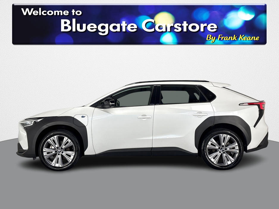 2023 Subaru Solterra - image 7