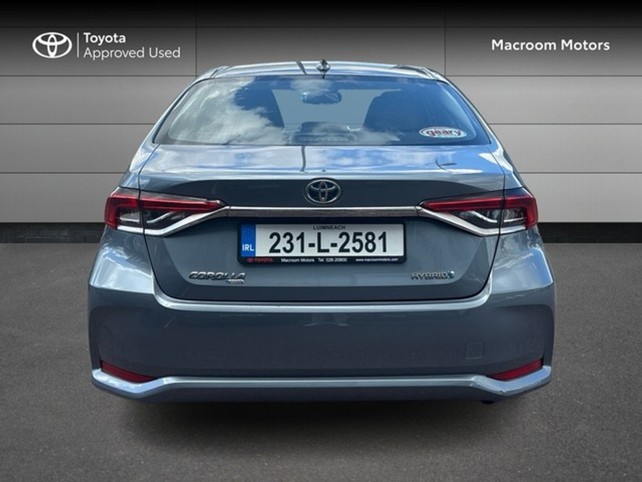 2023 Toyota Corolla - image 4