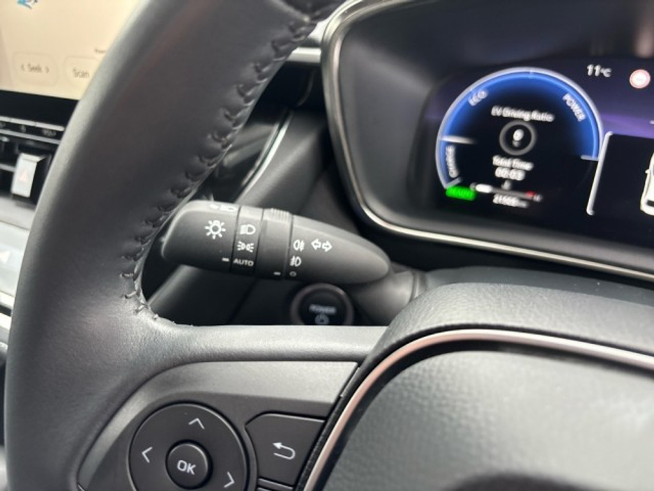 2023 Toyota Corolla - image 15