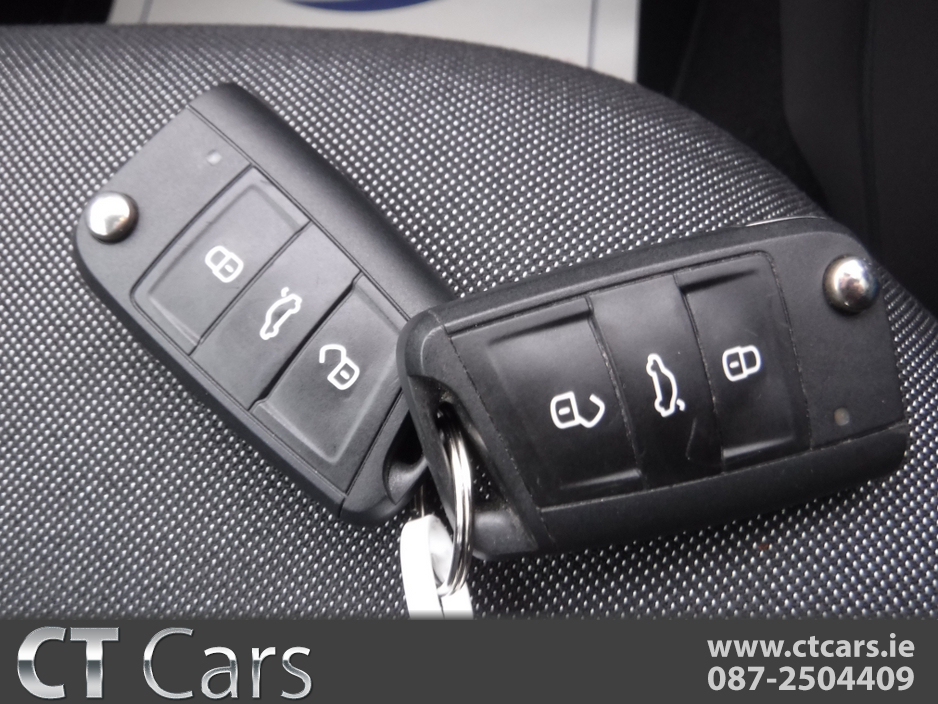 2015 Volkswagen Polo 1.2 AUTO DSG COMFORTLINE ADAPTIVE CRUISE €10,750