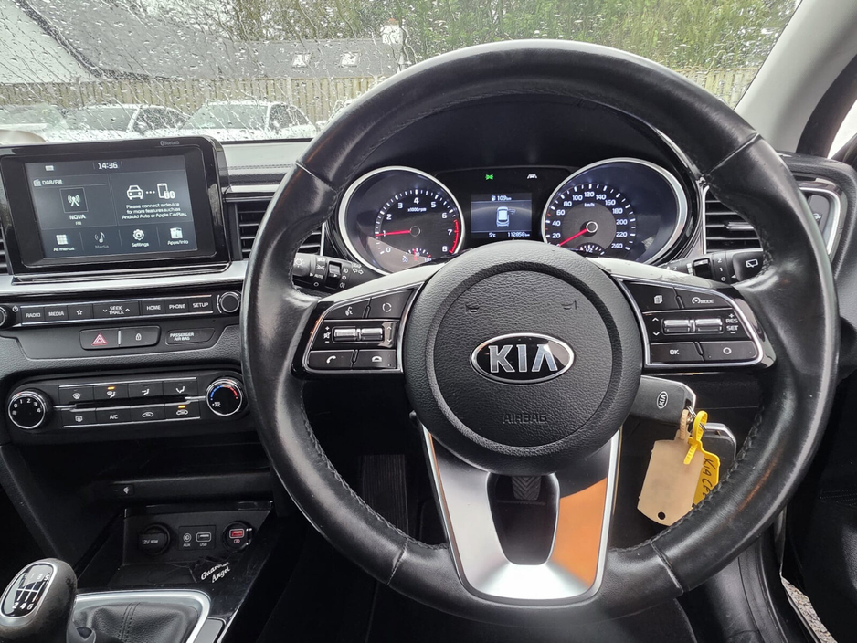 2019 Kia Ceed - image 14