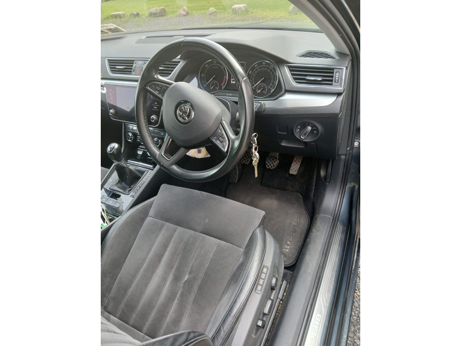 2019 Peugeot Partner - image 11