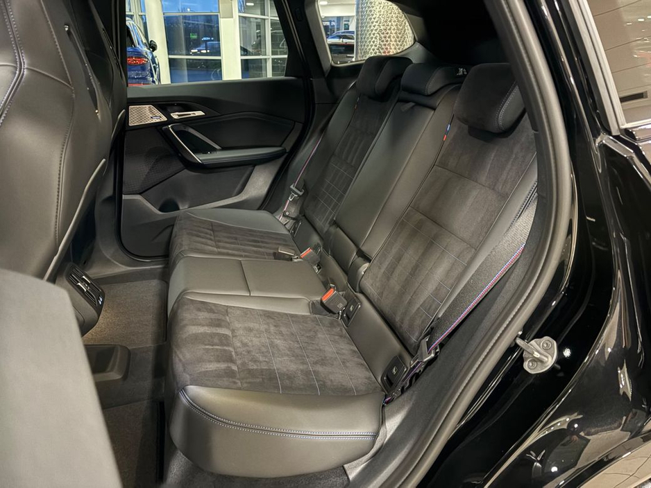 2025 BMW X1 - image 20