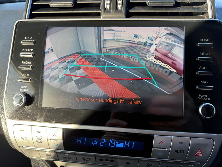 2021 Toyota Landcruiser LAND CRU SWB COMMERCIAL 2DR, VAT INVOICE , Fully Serviced , New 12 MTH DOE , Reverse Camera , 2.8 Dsl Manual , € 143 p/w & €17,950 Trade in / Deposit , Cruise Control , Dual Climate Control , €38,980