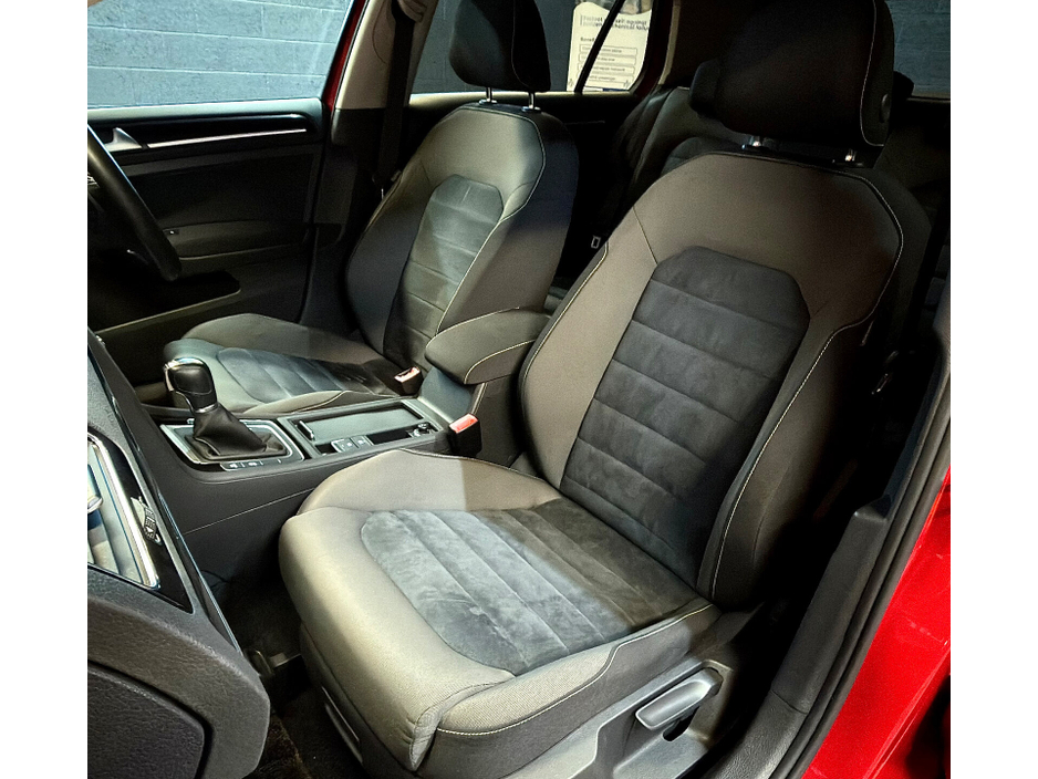 2015 Volkswagen Golf 1.4 TSI 5DR 150HP Highline €15,900