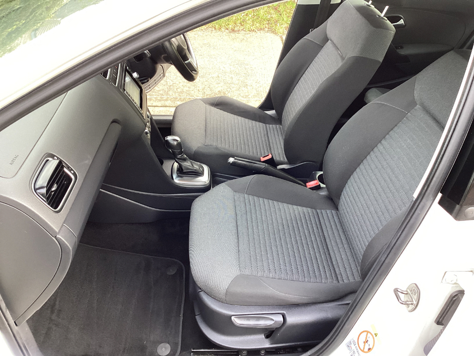 2014 Volkswagen Polo  €10,950