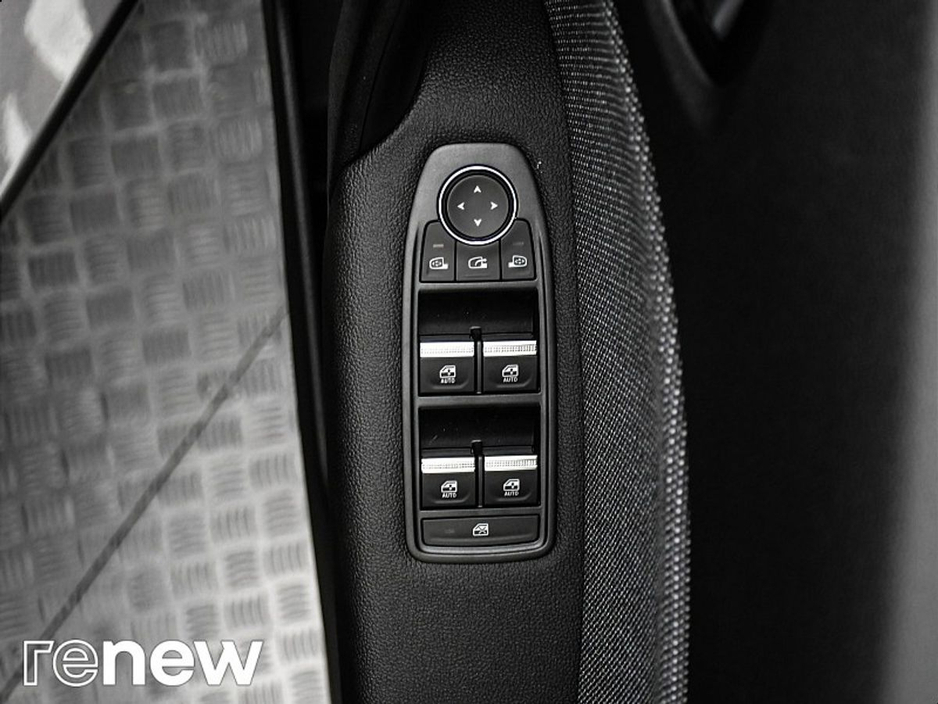 2026 Renault Captur - image 19