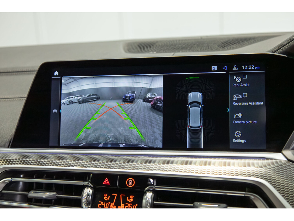 2022 BMW X5 xDrive45e M Sport €57,950