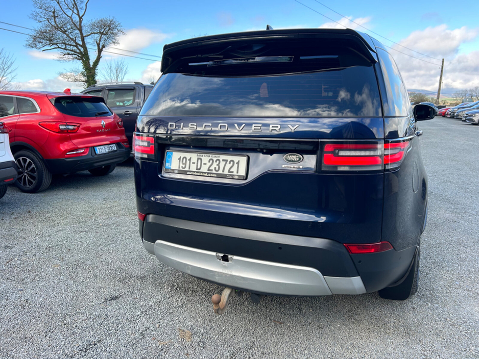 2019 Land Rover Discovery - image 9