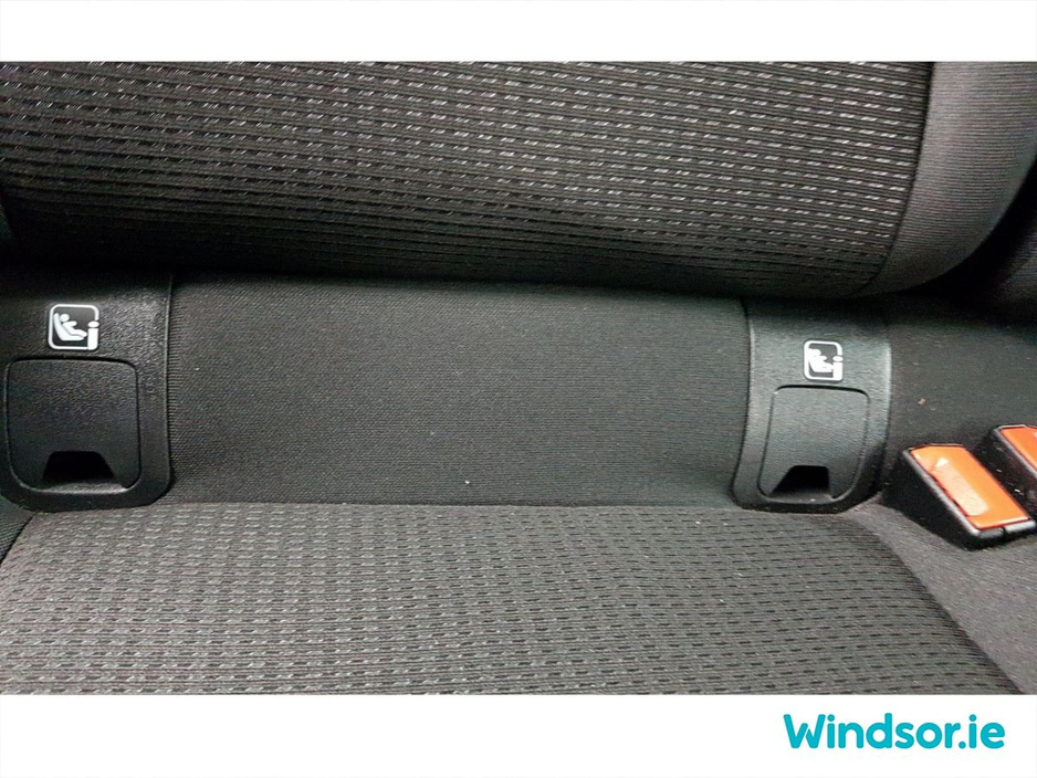 2021 Nissan Qashqai 1.3 PET MILD HYBRID SV €23,495