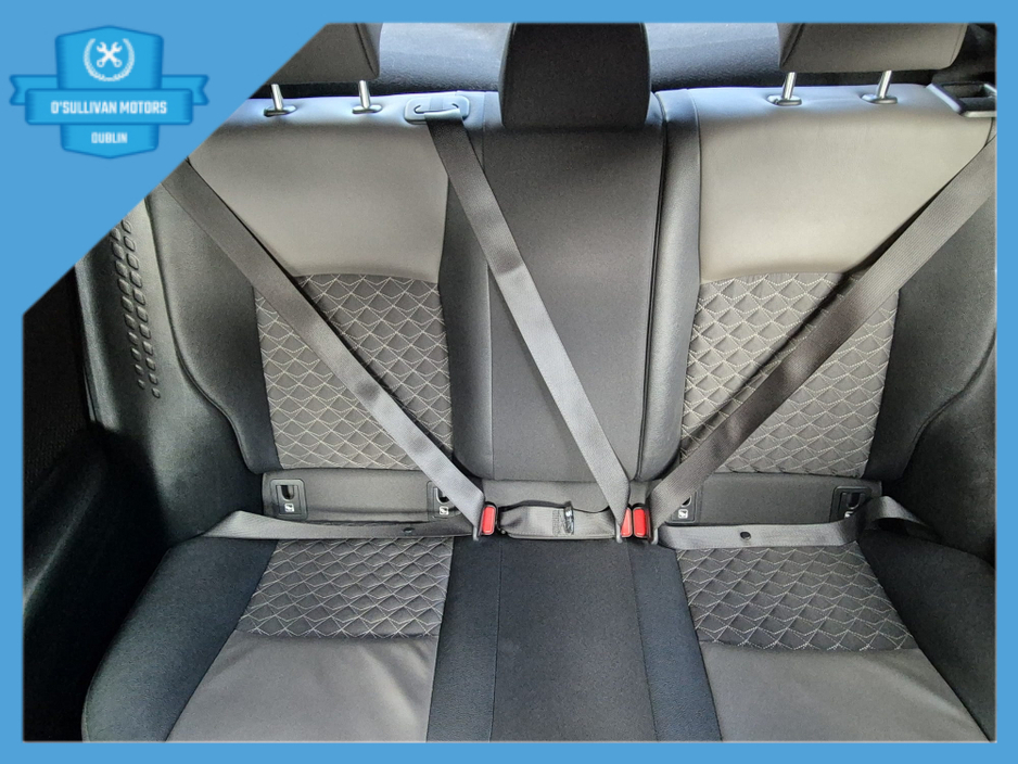 2023 Toyota C-HR HYBRID SOL 4DR AUTO €22,499