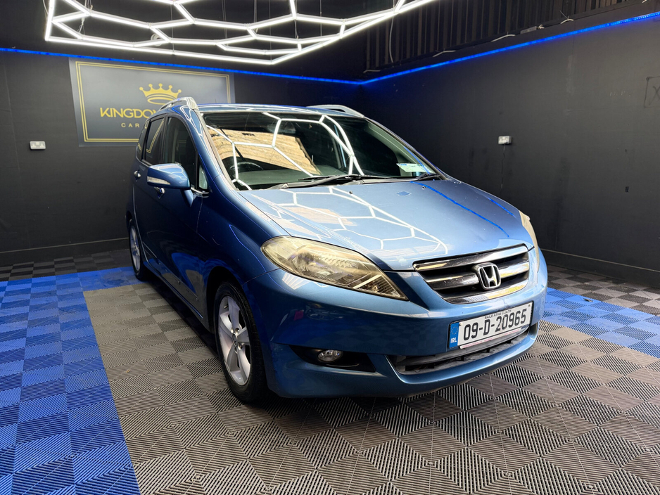 2009 Honda FR-V - image 3