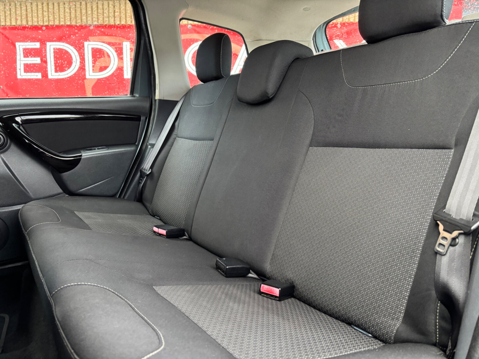 2014 Dacia Duster 1.5 dCi 110 SIGNATURE 4WD €6,450