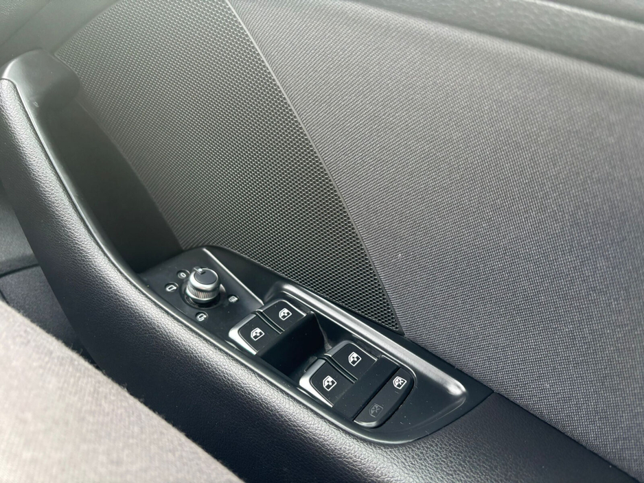 2017 Audi A3 - image 19