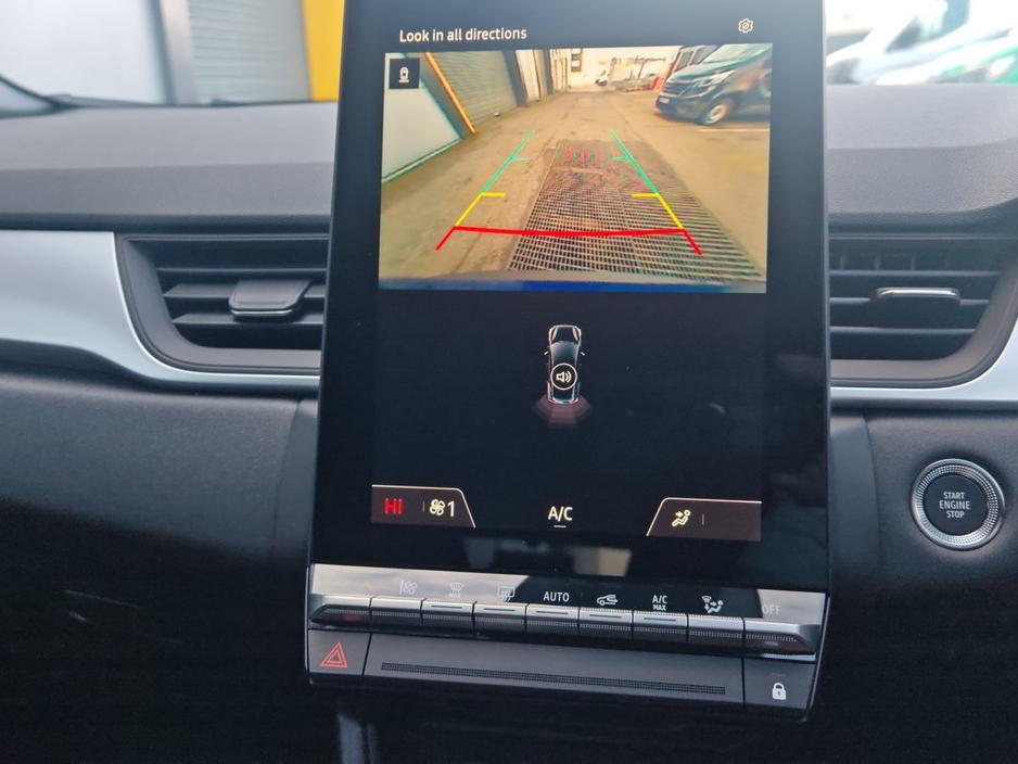 2026 Renault Captur - image 14