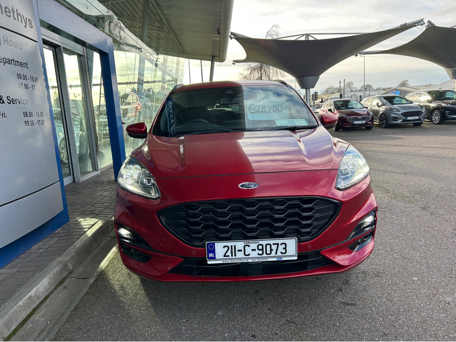 2021 Ford Kuga - image 5