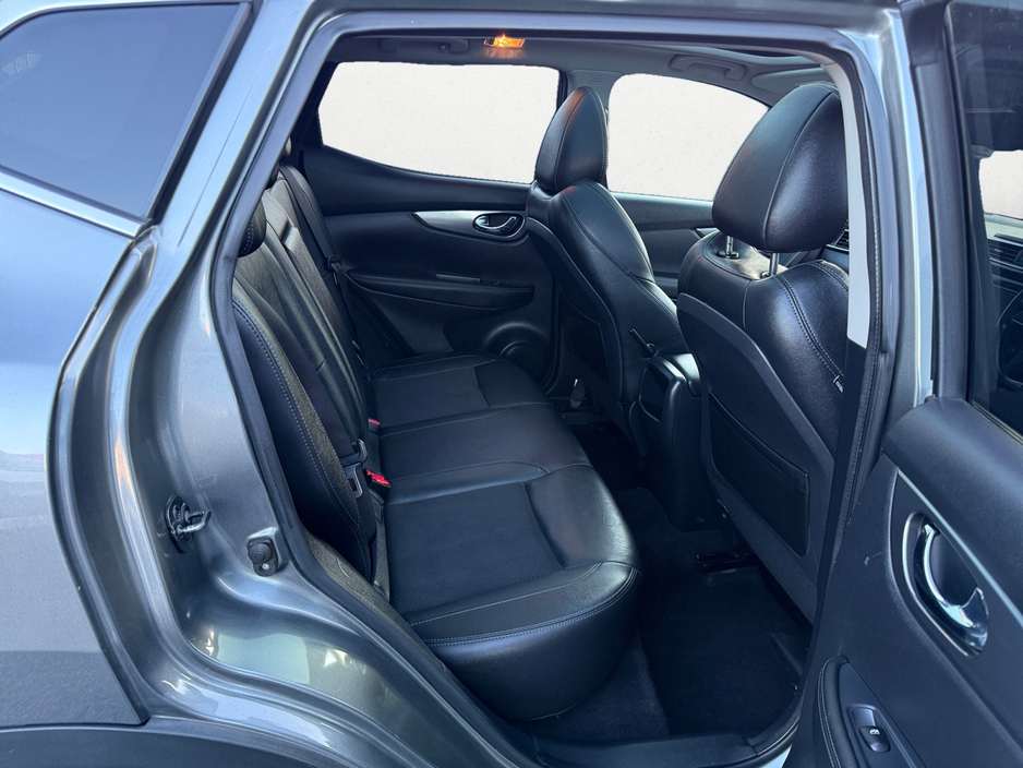 2018 Nissan Qashqai - image 7