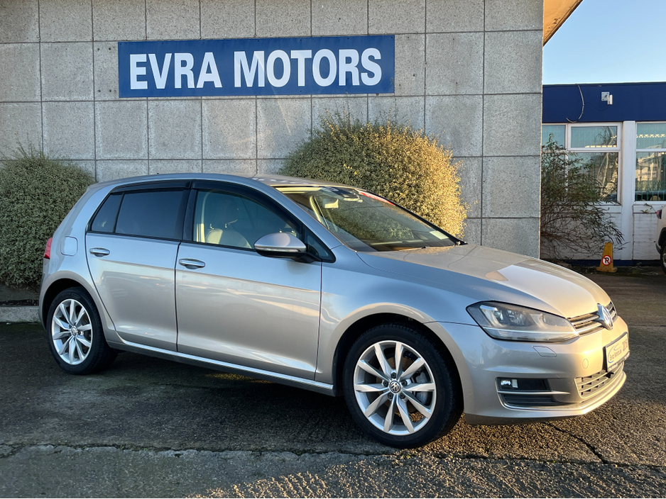 2016 Volkswagen Golf HIGHLINE AUTOMATIC 1.4 PETROL //KEYLESS ENTRY//REVERSE CAMERA//BLIND SPOT WARNING//ADAPTIVE CRUISE CONTROL// €15,950