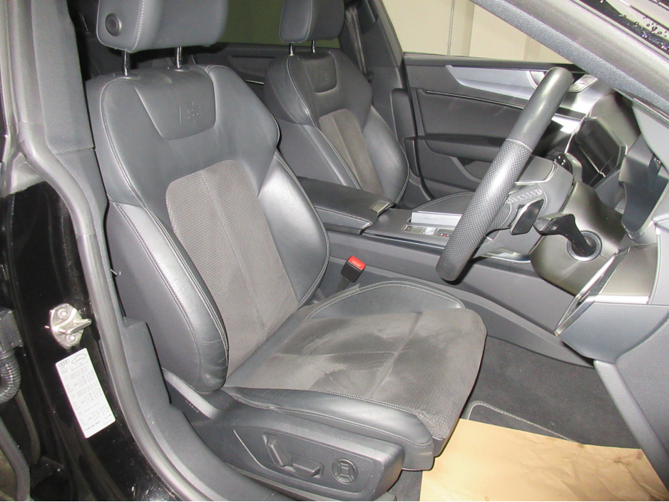 2021 Audi A7 - image 11