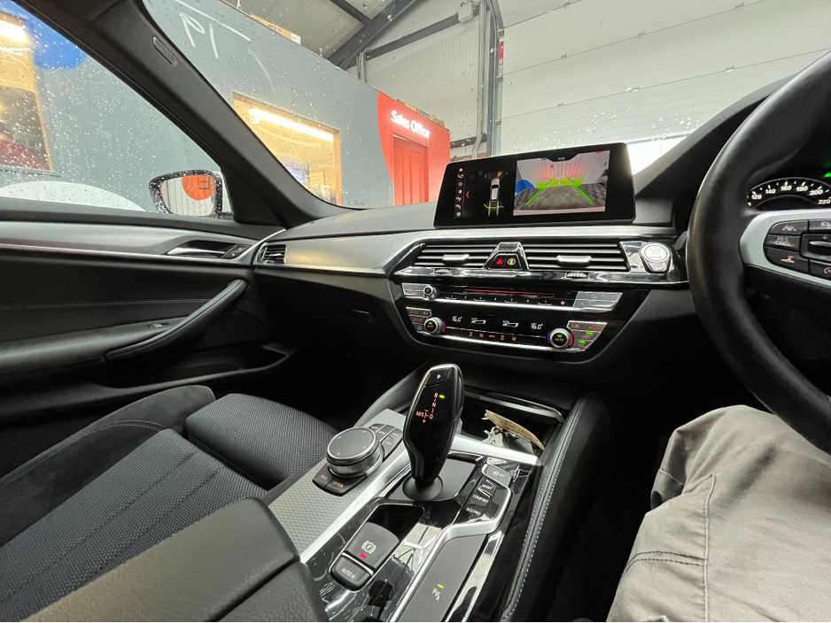 2019 BMW 5 Series €28950 2019 BMW 520D 523D ESTATE TOURING M SPIRIT 2.0 AUTOMATIC / CRUISE CONTROL / REVERSE CAMERA / ELECTRIC SEATS AND MORE €28,950