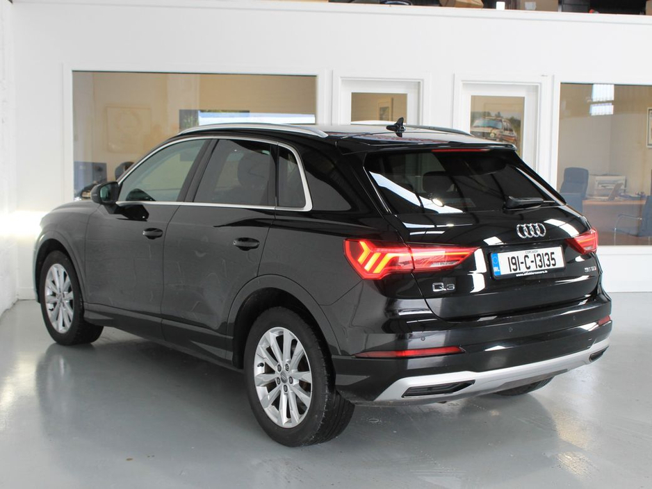2019 Audi Q3 - image 8