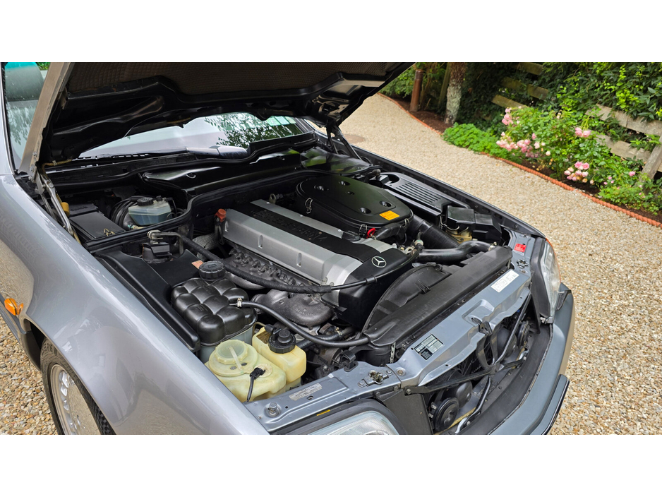 1991 Mercedes-Benz 300 - image 19